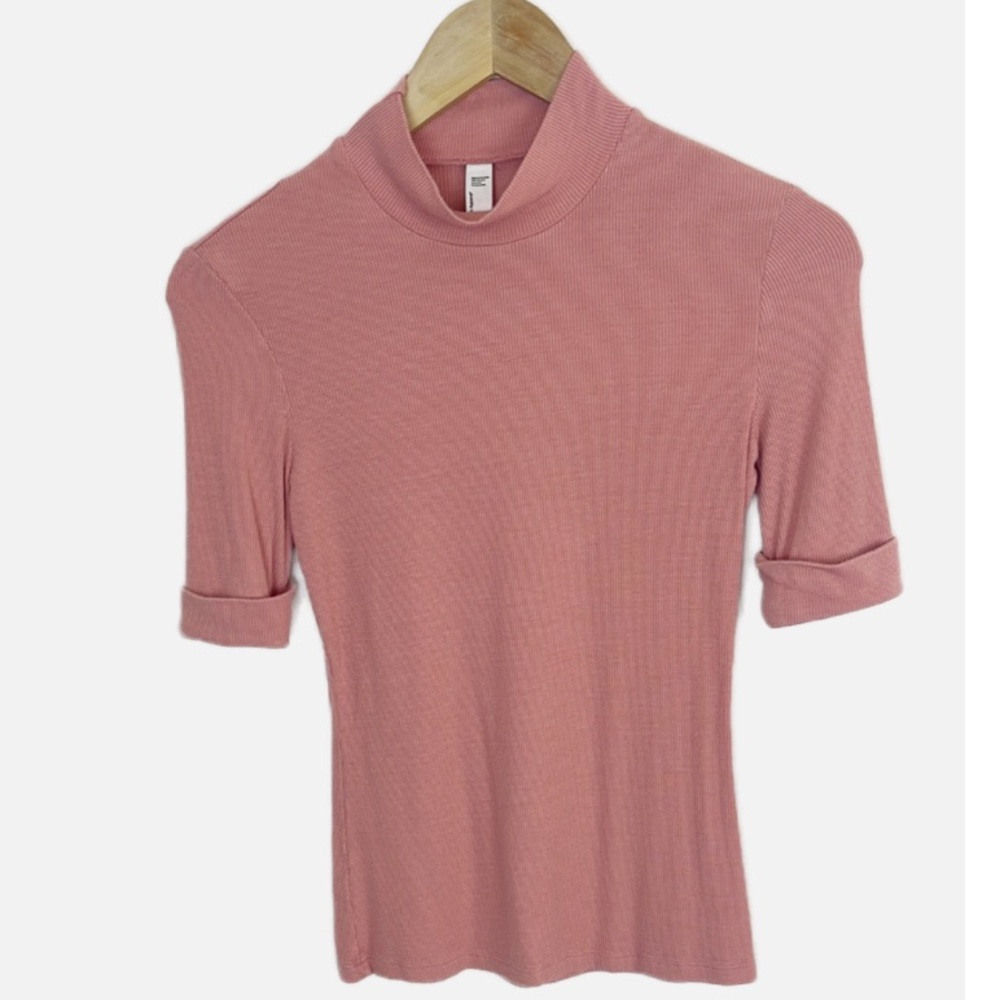 Women's Pink Mock Neck Short Sleeve Top
